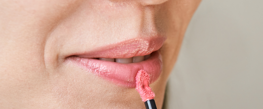 The Beginner's Guide to Lip Plumpers: How They Work and What to Expect